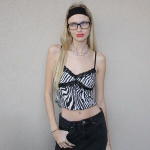Y2K zebra print lace tank top! Size small